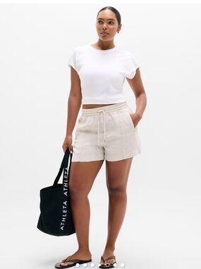 Athleta Retreat Mid- Rise 4” Shorts